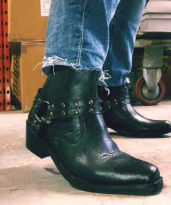 Kickfootwear WOMENS Ace Ladies Leather Black Stud Biker Boots