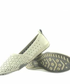 Kickfootwear Ballerina Dolly Pumps Comfort Sole Flat Shoes - White F80206 7 Kickfootwear Ballerina Dolly Pumps Comfort Sole Flat Shoes - White F80206