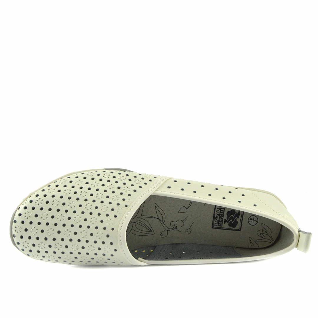 Kickfootwear Ballerina Dolly Pumps Comfort Sole Flat Shoes - White F80206 3 Kickfootwear Ballerina Dolly Pumps Comfort Sole Flat Shoes - White F80206