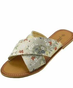 Kickfootwear Womens Flowers Print Sandals Flip Flops Flat Beach Shoes - Floral Print Beige