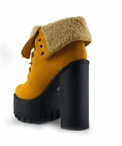 Kickfootwear Robyn Cleated Platform Soft Folded Top Lace Up Shoes - Honey WOMENS